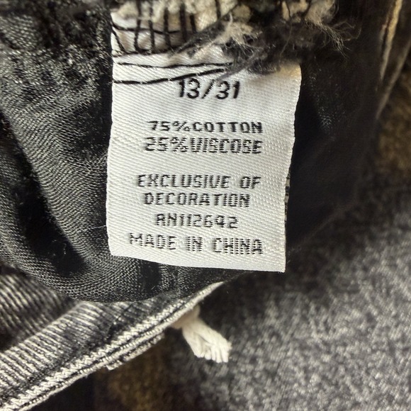 New Disclosure Gray Denim Size 13/31 Baggy Jeans Pocket Pink Bows Junior Preppy - Picture 12 of 12